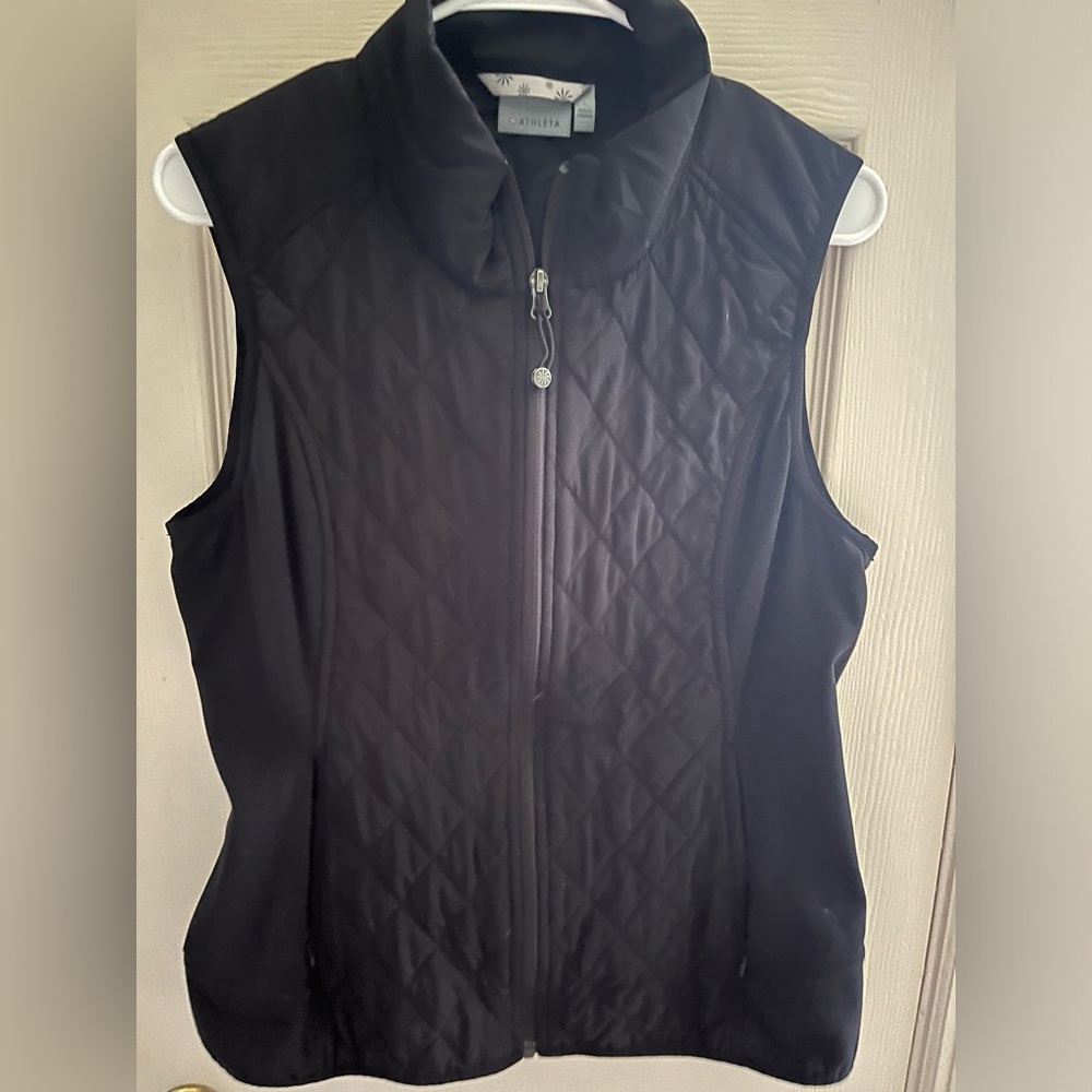 Athleta black quilted vest
